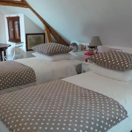 Bed & Breakfast Clos De La Haute Riviere *