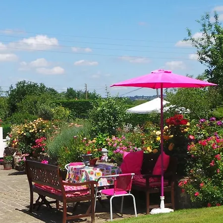 Clos De La Haute Riviere Bed & Breakfast